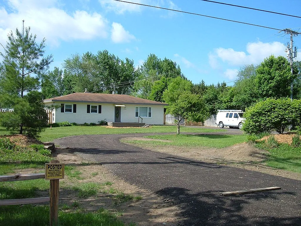 51301 Mott Rd photo 1