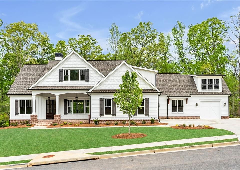 1st image of 212 Sawyers Farm Dr