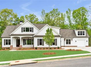 212 Sawyers Farm Dr, Waleska, GA 30183