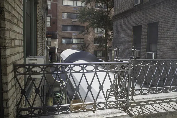 Rented by Benjamin Rose Real Estate | media 8