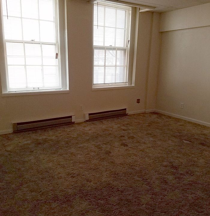 2nd image of 1612 Central Ave APT 4