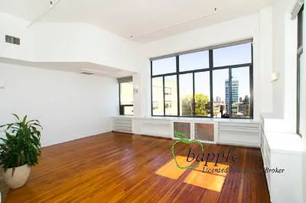 Sold by Bapple | media 7