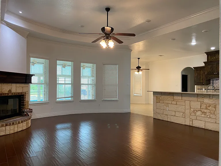 1192 Seaborn Rd — Photo 13
