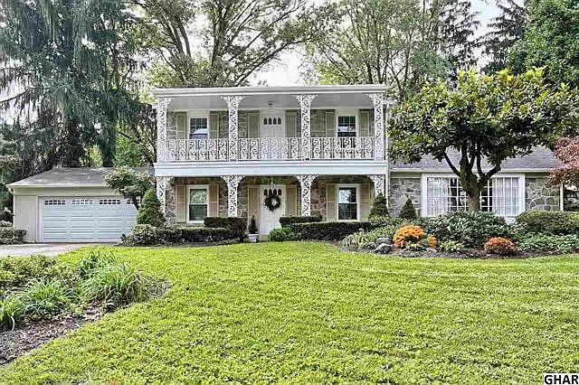 1 Creekside Ln photo 1