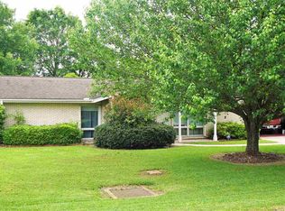 113 Four Point Dr, Raceland, LA 70394