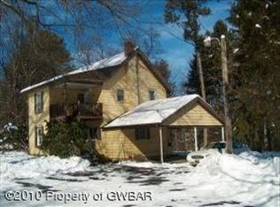 100 Perrin Ave, Shavertown, PA 18708