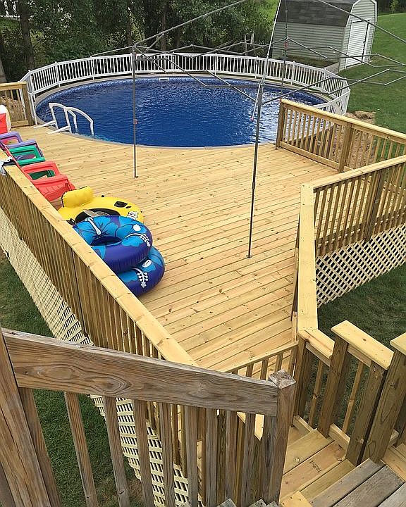 2nd image of 4164 Tradewind Dr NE