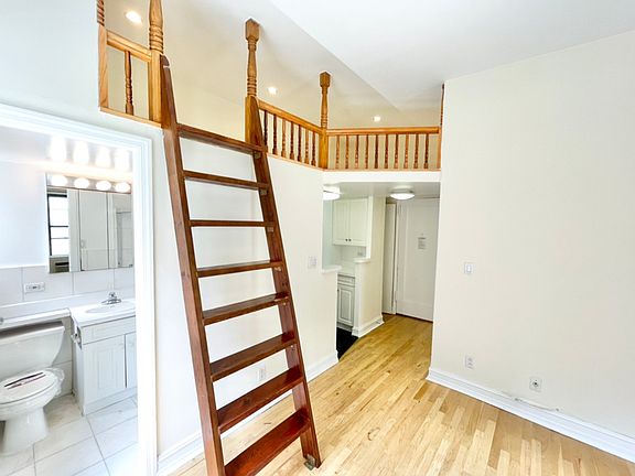 2nd image of 201 E 81st St #4BB