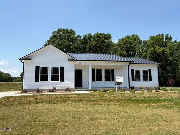 253 Jacobs Ridge Dr, Four Oaks, NC 27524