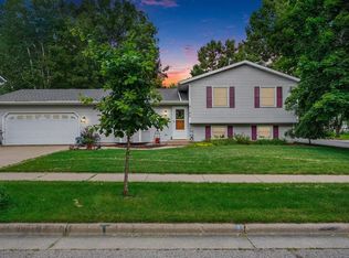 3125 Silverton Trl, Madison, WI 53719