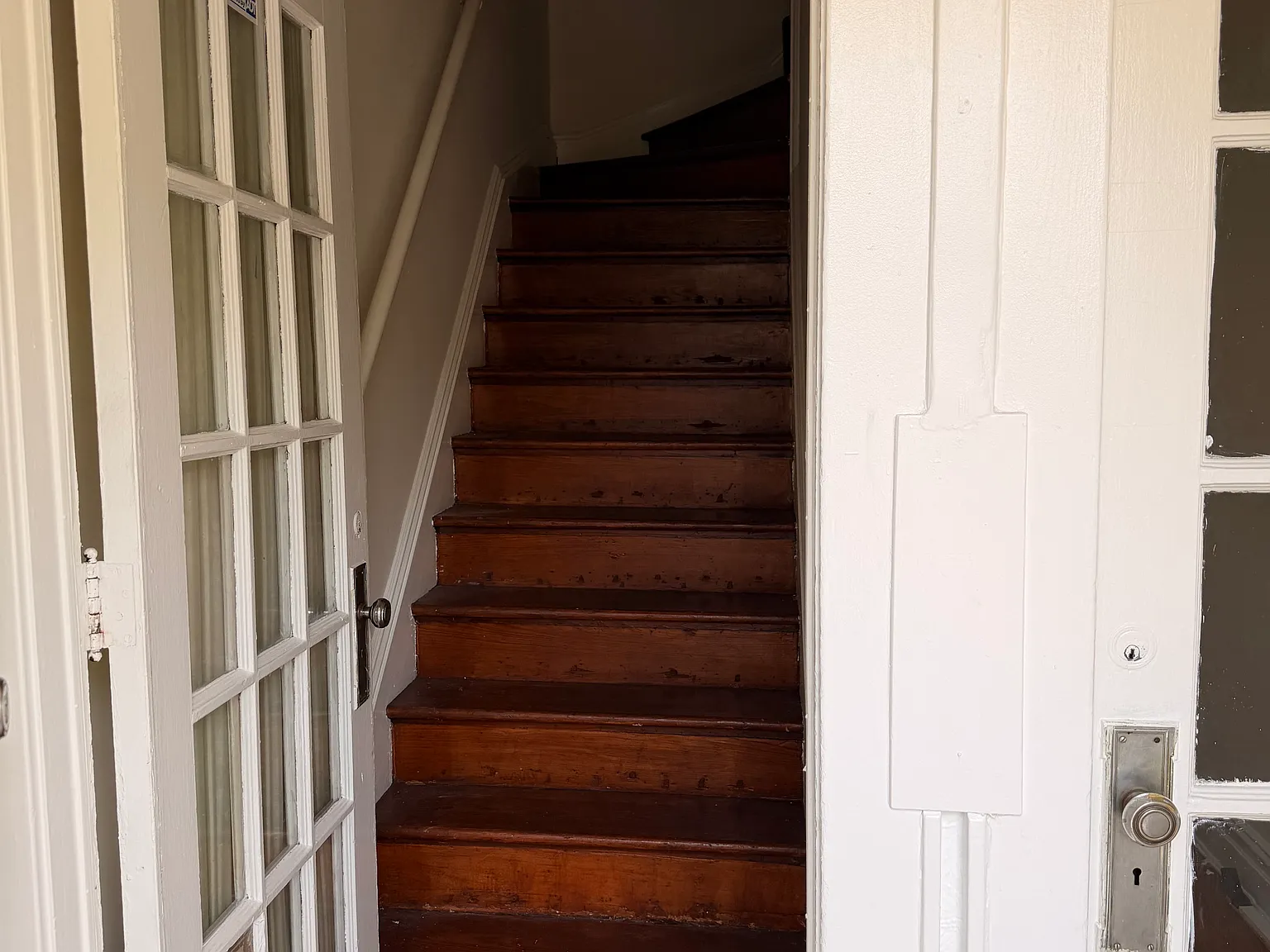 4 bed, 1600 sqft, $2,500 — Photo 3