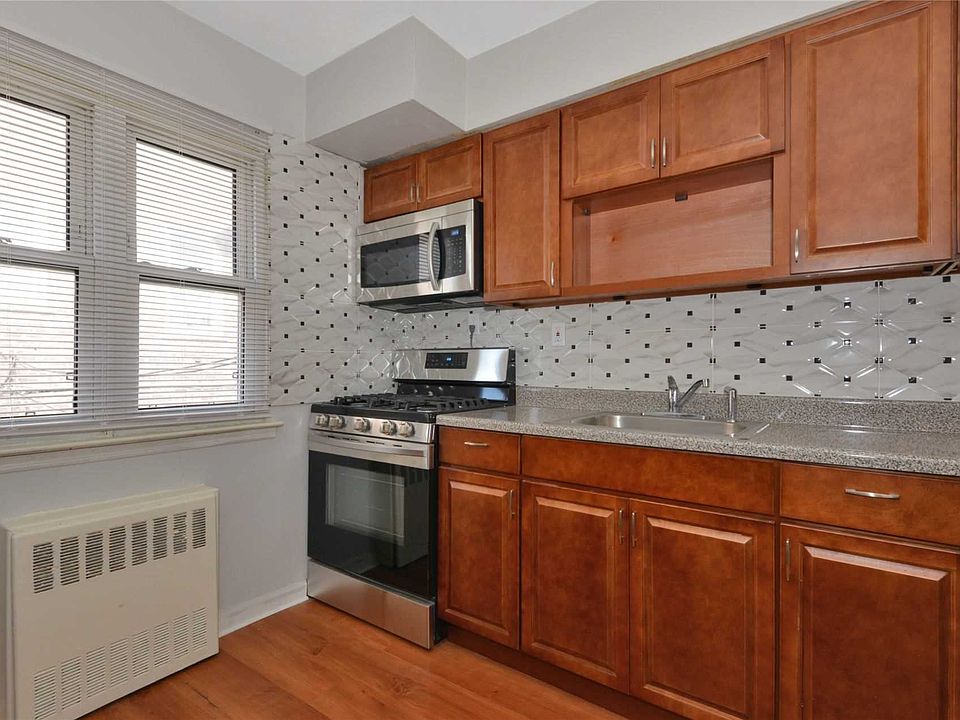 1st image of 35-08 93rd St