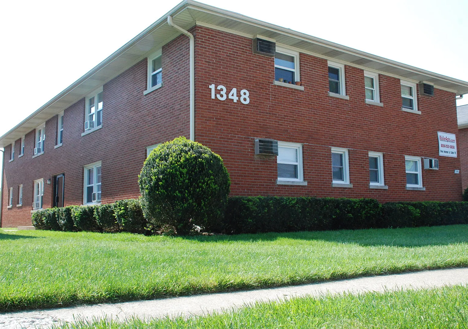 1348 Royalty Court — Photo 1
