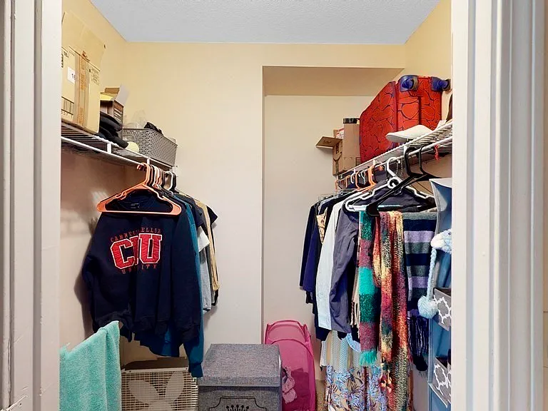 108 Peterborough St #3E — Photo 3