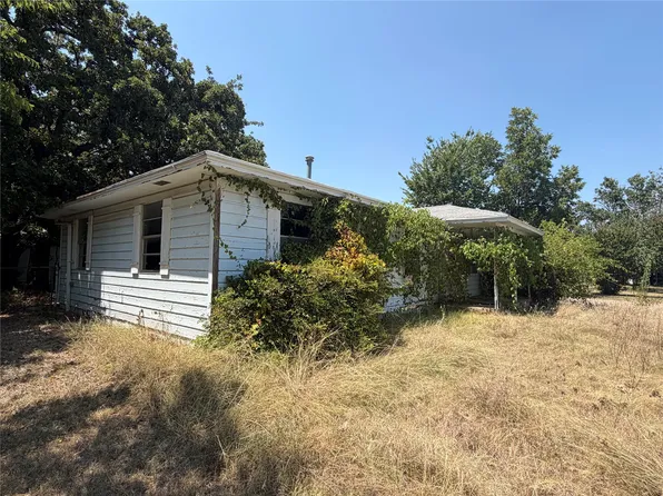 201 Mockingbird Ln, Healdton, OK 73438