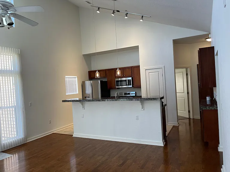 7240 W Custer Ave #401 — Photo 4
