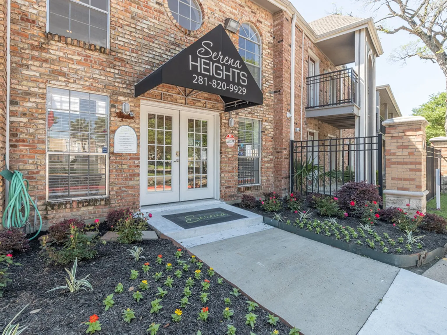 Serena Heights — Photo 1