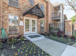 17103 Imperial Valley Dr APT 301, Houston, TX 77060