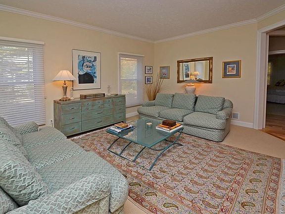 5th image of 1933 Bordeaux Way