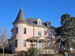 41 Walnut St #2, Somerville, MA 02143