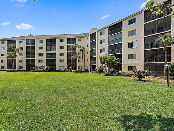 2nd image of 275 Palm Ave APT C203