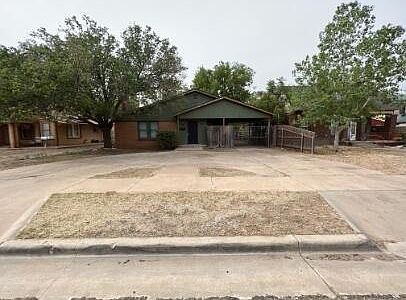 2nd image of 2318 18th St