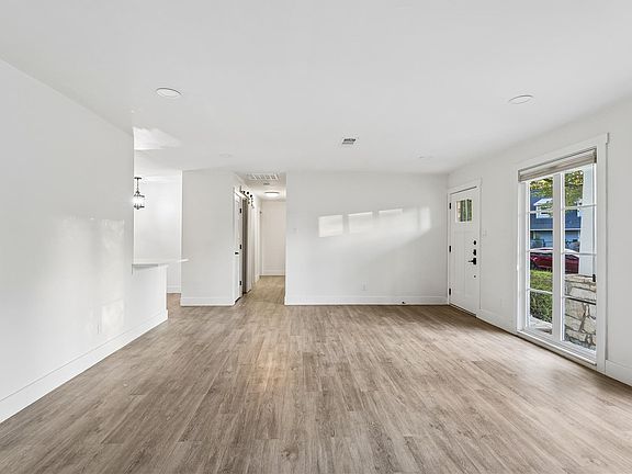 2nd image of 122 Havana St