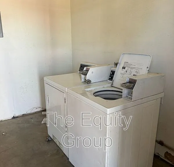 1707 E Douglas Ave #N — Photo 13