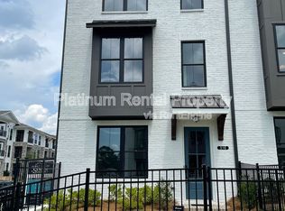 516 Healy Dr, Cumming, GA 30040