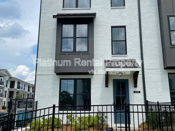 516 Healy Dr, Cumming, GA 30040