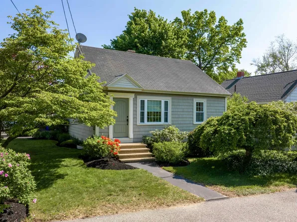 1197 Somerville Street, Manchester, NH 03103