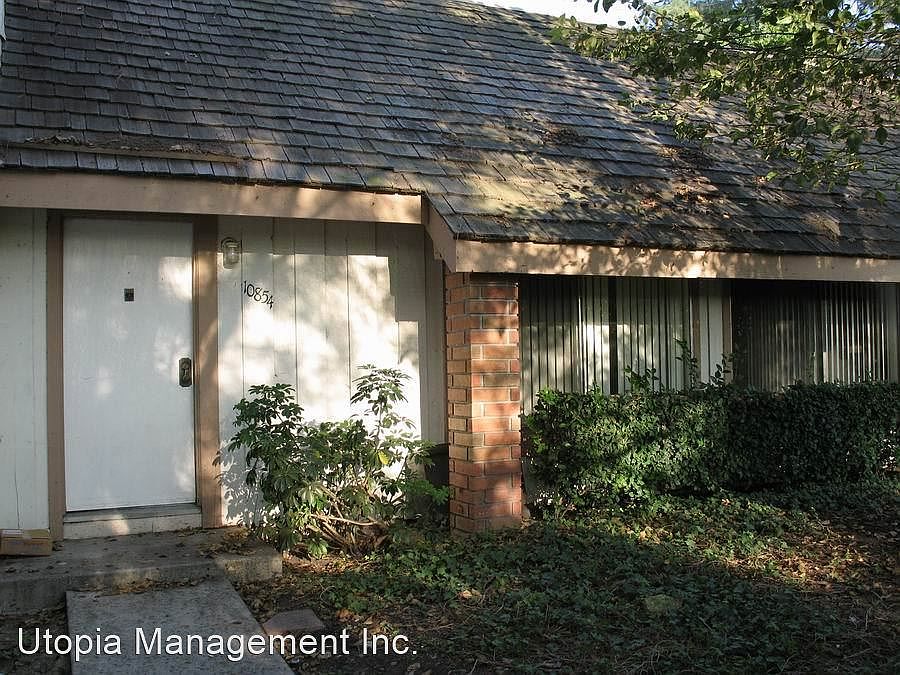 1st image of 10854 Tierrasanta Blvd