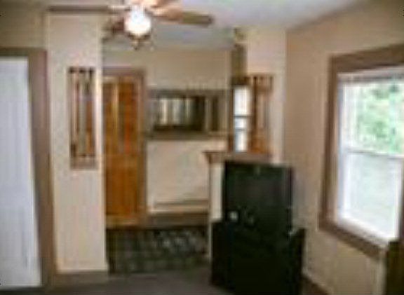 3rd image of 83 Lincoln Ave