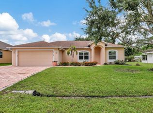 2426 SE Betty Rd, Port Saint Lucie, FL 34952