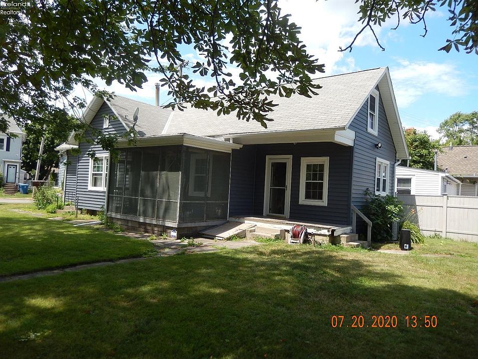 1st image of 1524 Campbell St