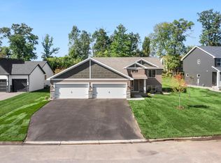19488 Carson Ct NW, Elk River, MN 55330