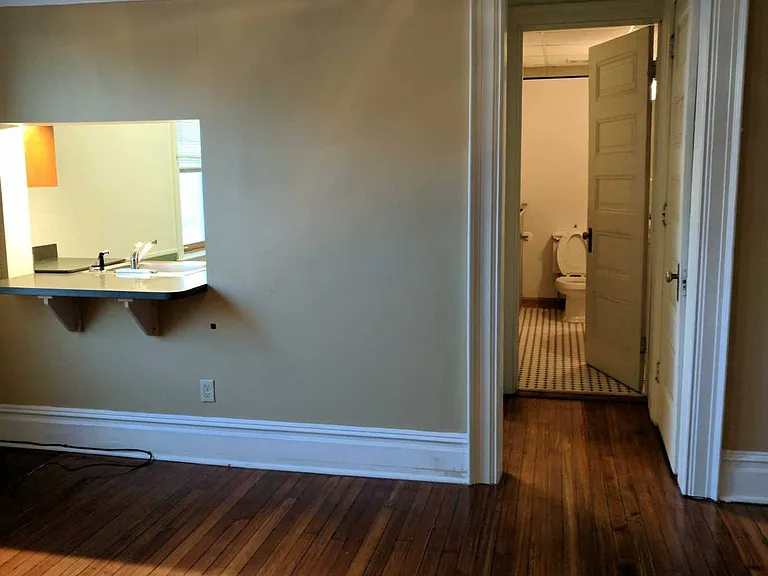 256 Bushkill St #1 — Photo 15