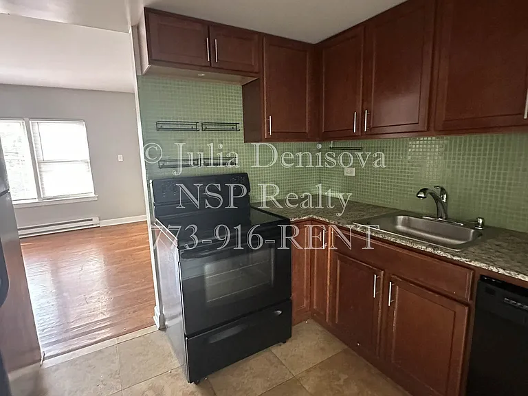 7630 N Milwaukee Ave #2A — Photo 3