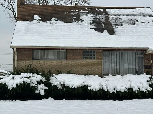 8121 46th St, Lyons, IL 60534