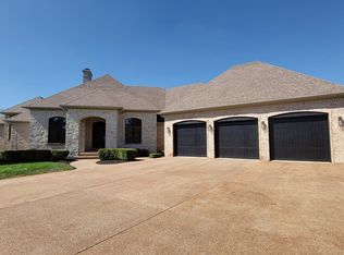 4932 Kerrington Blvd, Bargersville, IN 46106