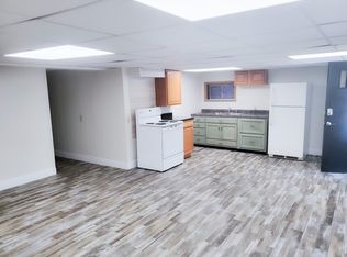 1221 E Main St APT 16, Linn, MO 65051