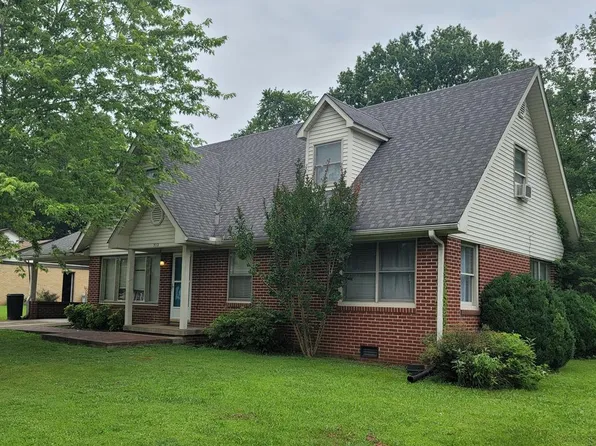 312 Franklin Dr, Paris, TN 38242