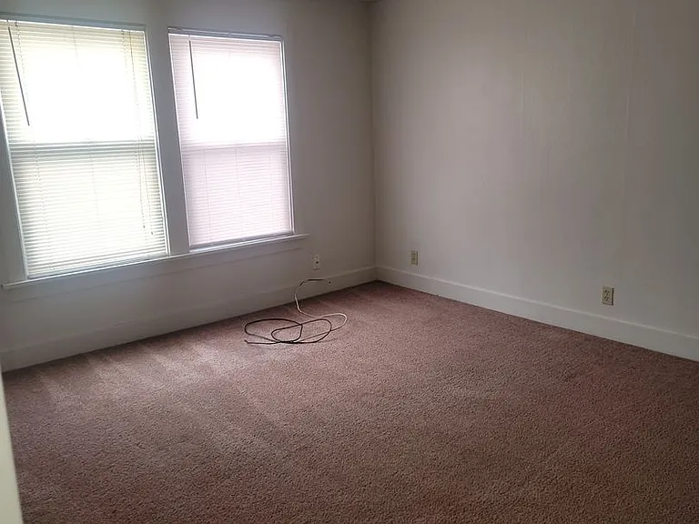 Drew House — Photo 5