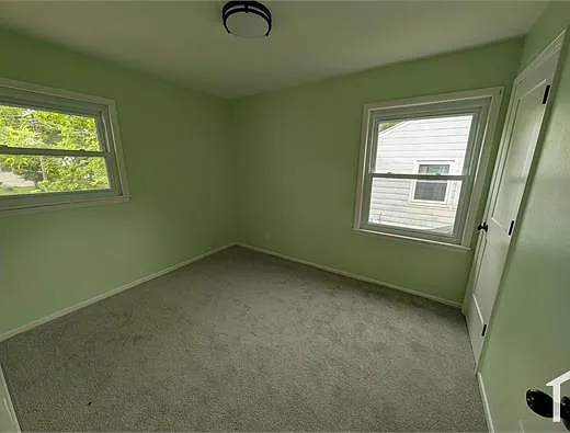 437 Lancashire Rd — Photo 6