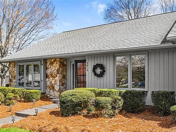 2nd image of 2612 Spring Bridge Cir