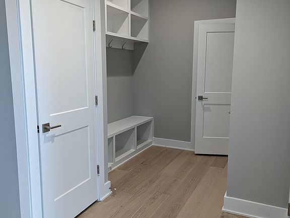 4th image of 7519 Lisle Ave