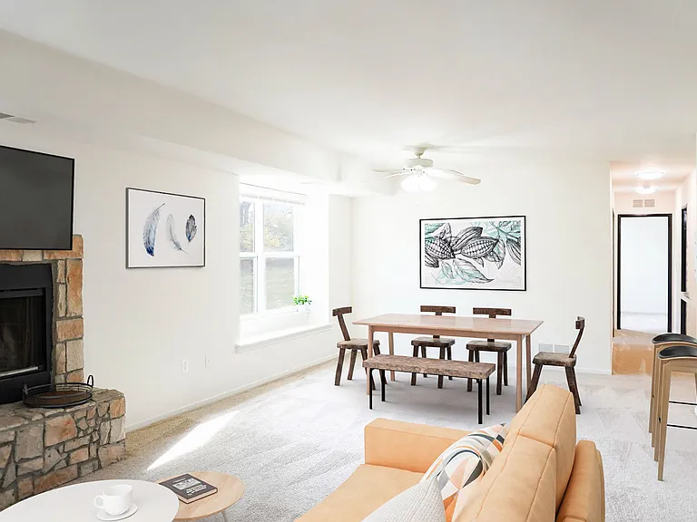 2396 Leslie Cir — Photo 38