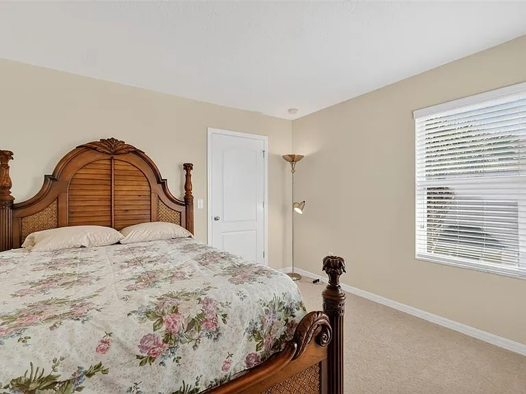 1323 Priory Cir — Photo 25