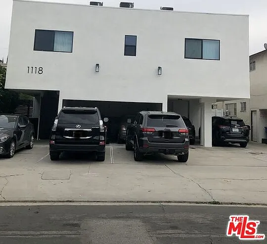8635 Cashio St #10 — Photo 5