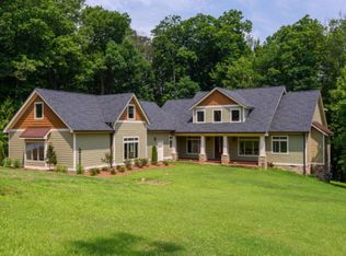7727 Harrier Hill Rd, Signal Mountain, TN 37377